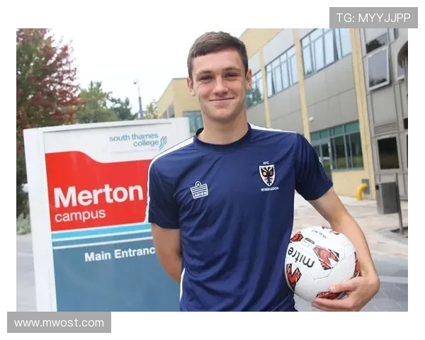 足球明星阿萨尔的传奇之路与辉煌成就探秘 足球明星阿萨尔的传奇之路与辉煌成就探秘