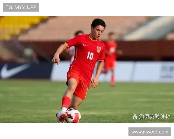 重庆足球队心理素质引发热议球迷与专家观点交锋分析 重庆足球队心理素质引发热议球迷与专家观点交锋分析