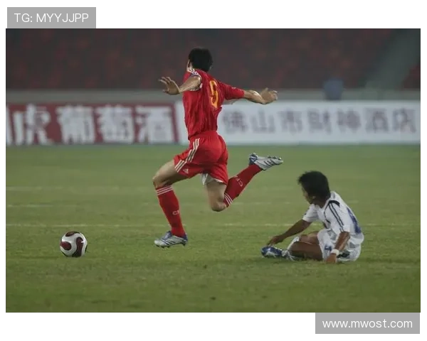 中国足球明星的崛起与发展历程解析及其在国际舞台上的影响力