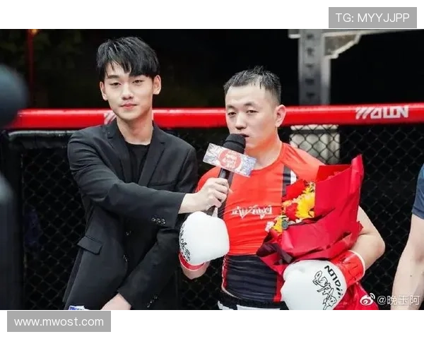 足球明星篮球赛盛况空前球场上演跨界对决引发热议与期待