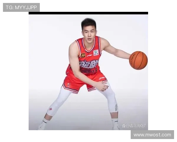 广州篮球队近期状态引发热议球迷对球队表现褒贬不一 广州篮球队近期状态引发热议球迷对球队表现褒贬不一