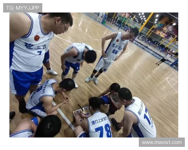 深圳篮球队荣登篮球意识排行榜首位引领全联盟风潮 深圳篮球队荣登篮球意识排行榜首位引领全联盟风潮