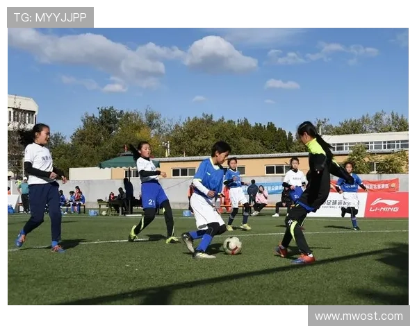 城市联赛分析：北京足球队展现出卓越的战术灵活性与团队协作能力